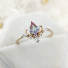 Alexandrite and Moonstone Ring