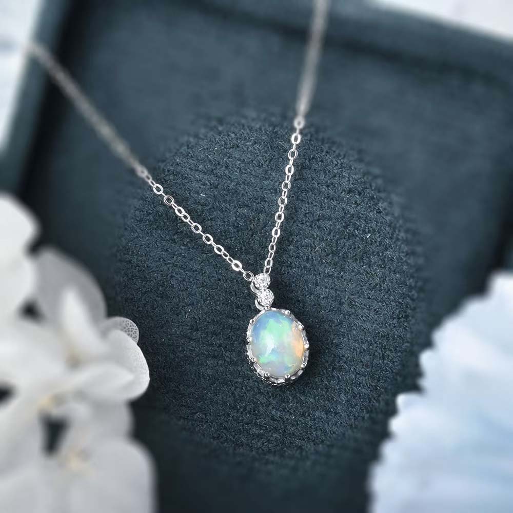 Silver Moonstone Necklace