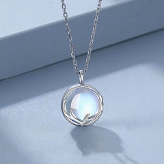 sterling silver moonstone necklace